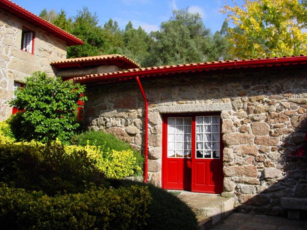 Quinta De Cima De Eiriz Guest House Guimarães Eksteriør bilde