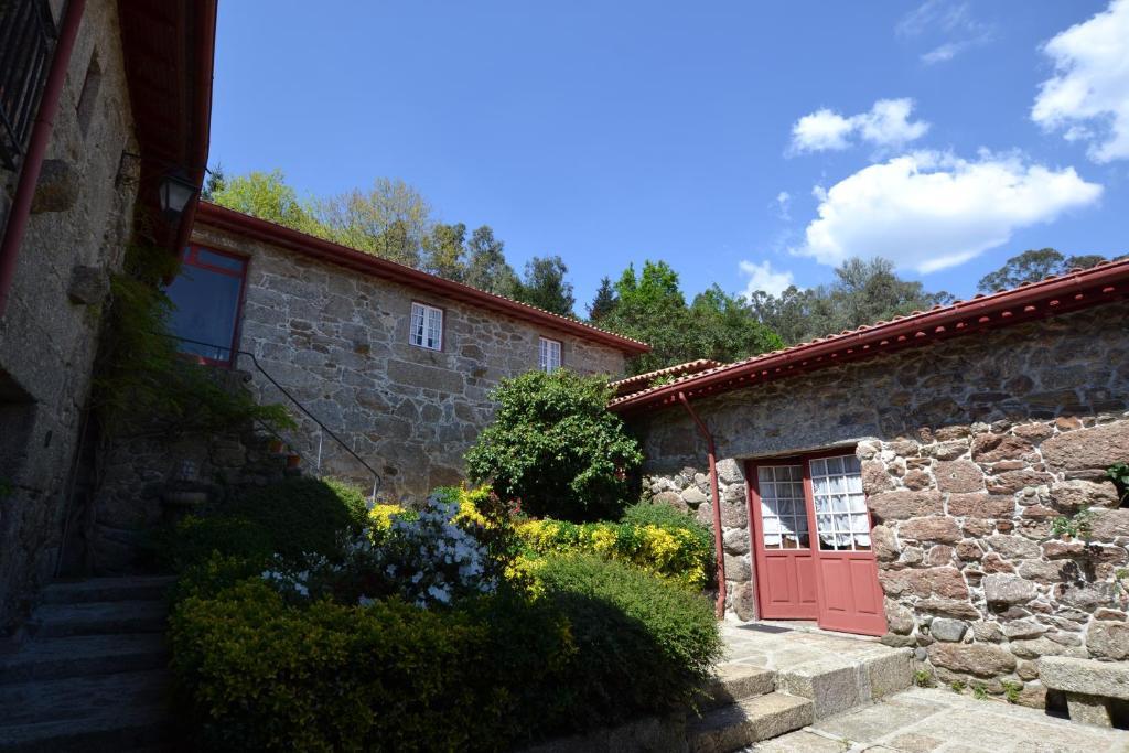 Quinta De Cima De Eiriz Guest House Guimarães Eksteriør bilde